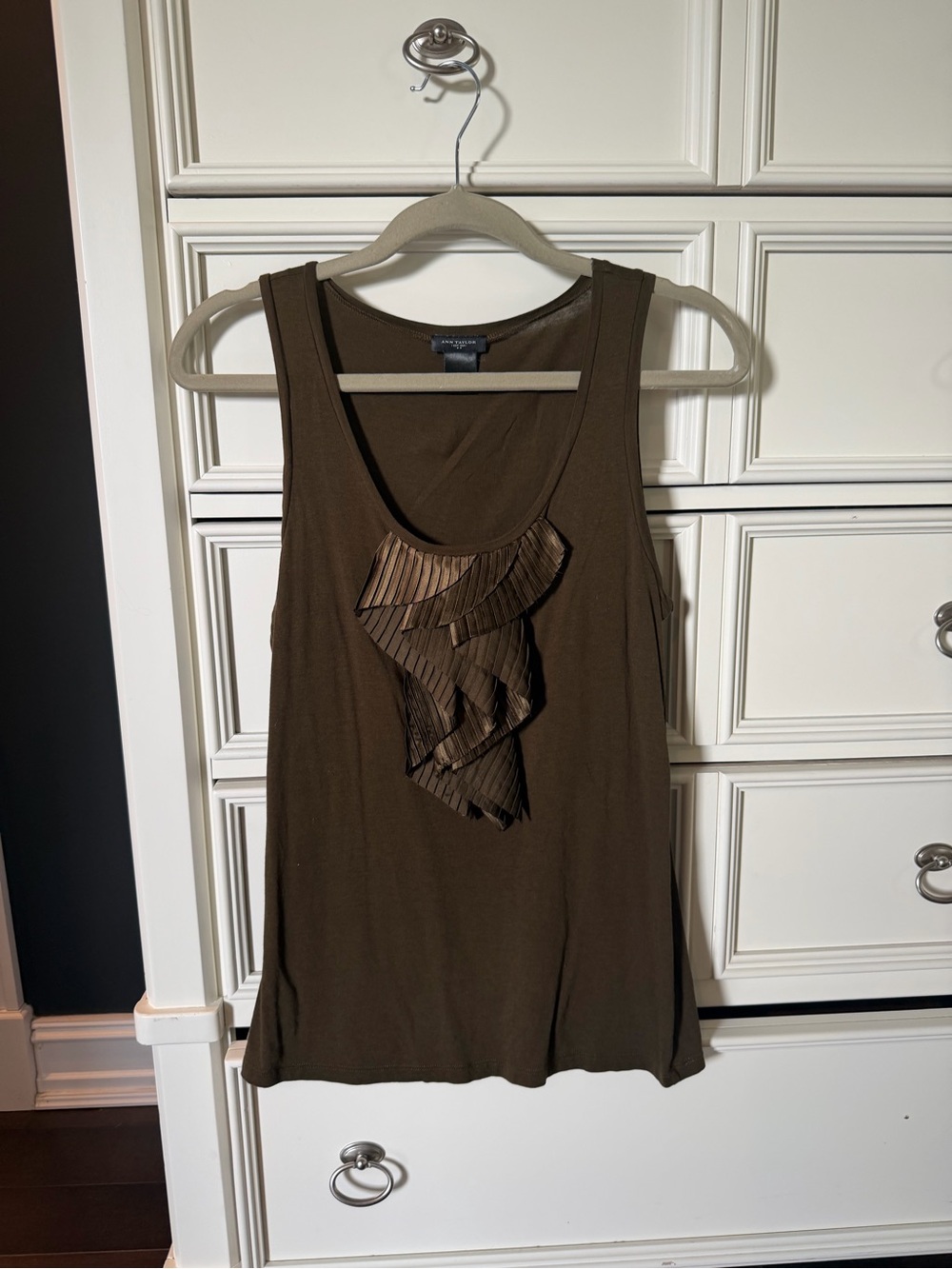Ann Taylor Army Green Ruffled Front Tank